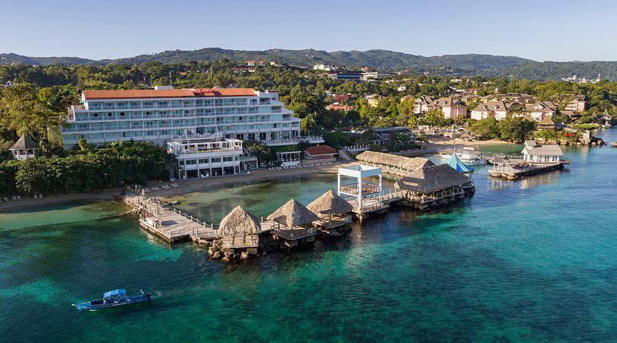 SANDALS OCHI BEACH BUTLER SUITE 2025 MEGA DEAL