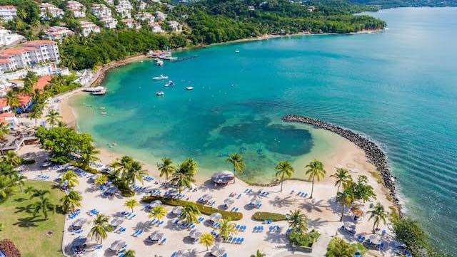 FAMILY ST LUCIA MAY HALF TERM MEGA DEAL