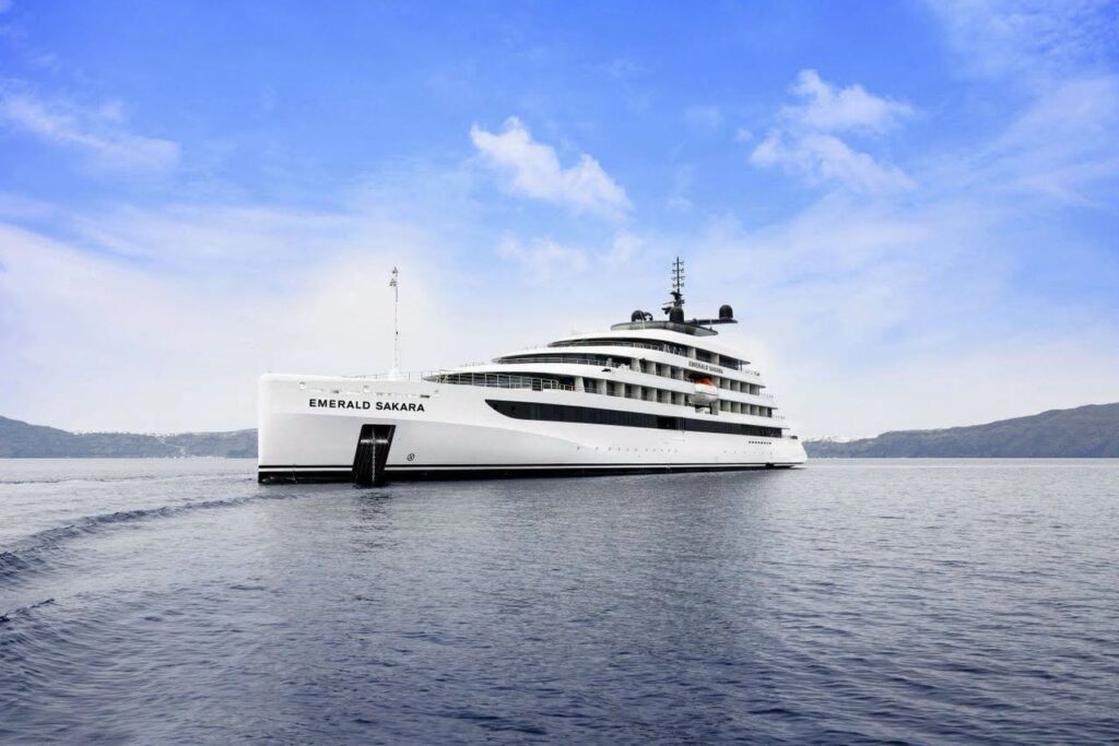 CHRISTMAS IN THE CARIBBEAN SUPER YACHT MEGA DEAL